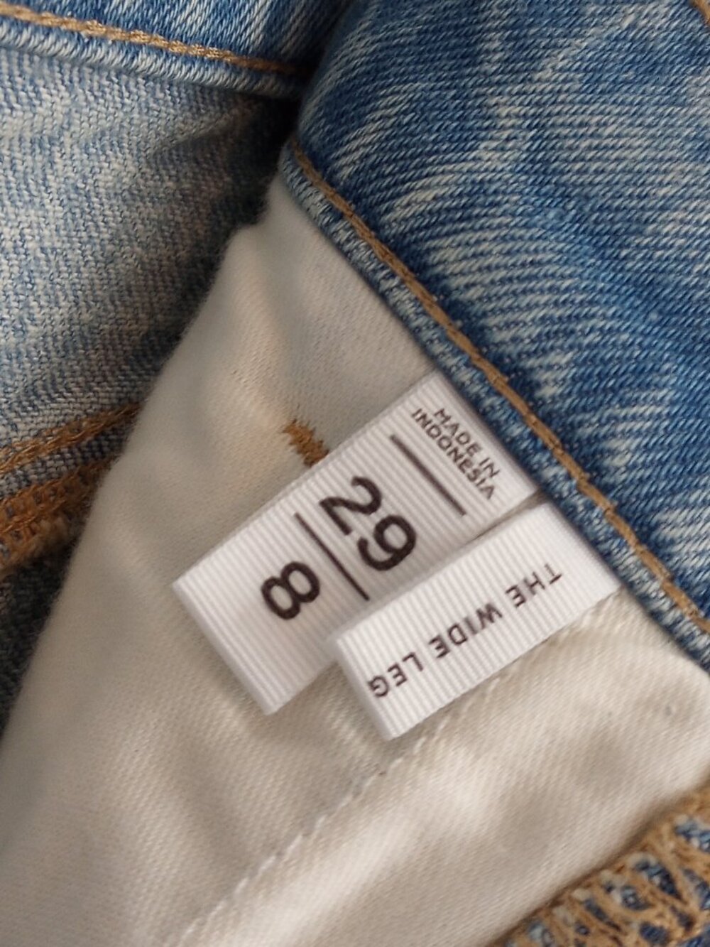 Loft Rivete Belted High Rise Wide Leg Light Wash Jeans 29/8 NWOT - Picture 6 of 10